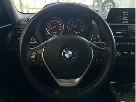 BMW 120  X-DRIVE Sport Line Auto